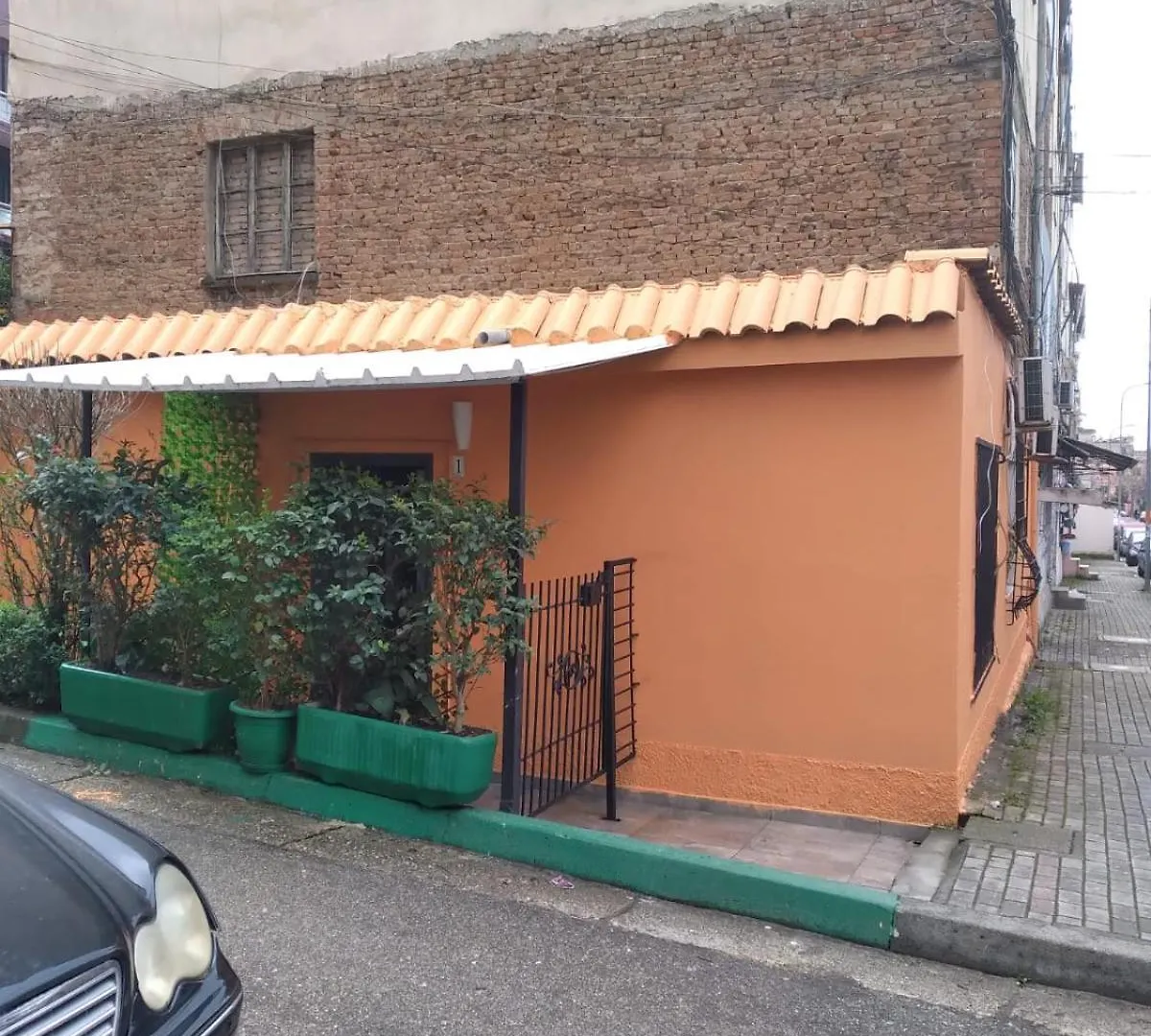 Oasis Studio Apartment In Tirana Near Bus Station