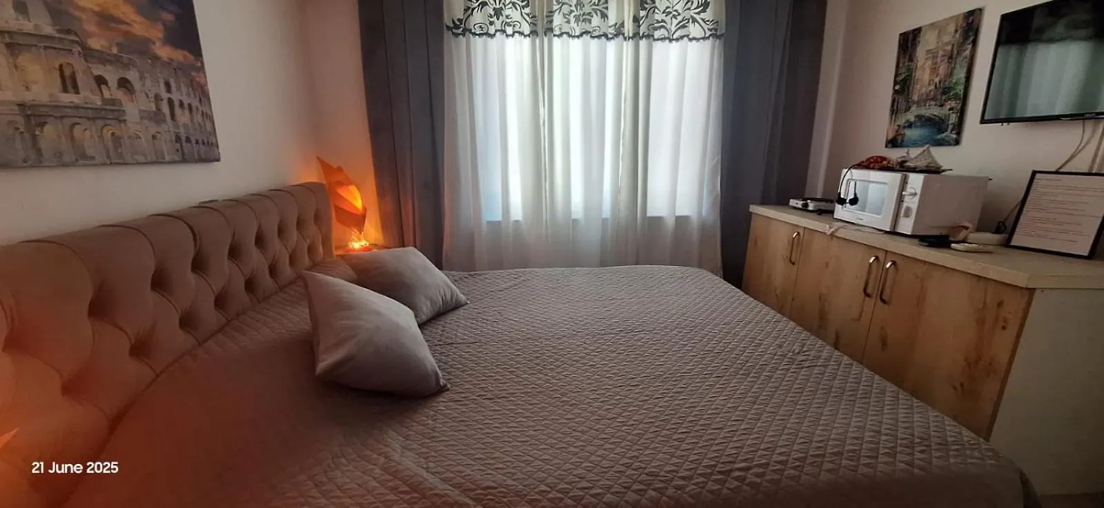 Oasis Studio Apartment In Tirana Near Bus Station